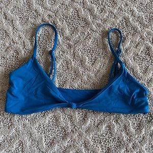 O’Neil “Saltwater Solids” deep blue twist top